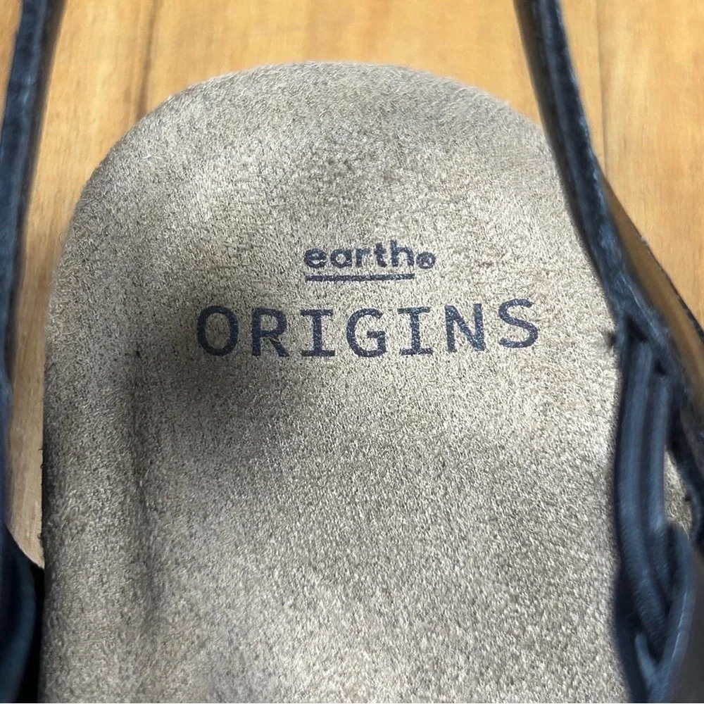 Earth Origins Flat Fisherman Sandals Size 8.5M Minimalist Comfort Strappy Slingb
